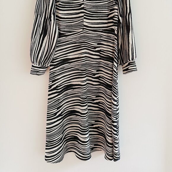 BANANA REPUBLIC - Zebra Print Midi Dress - Size 14 - Picture 2 of 4